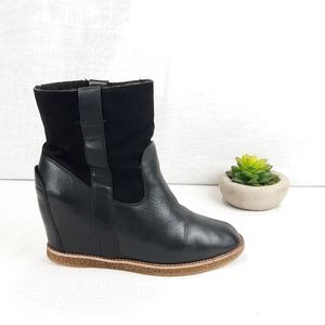 DOLCE VITA PAVLOS LEATHER WEDGE BOOTIES